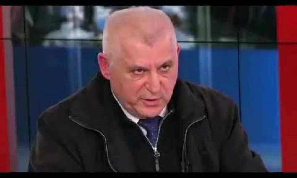 Γιάννης Νομικός: Επιτακτική η στρατιωτική συνεργασία με την Ινδία